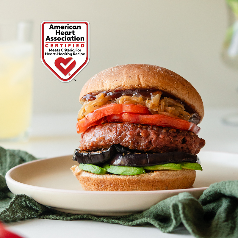 BEYOND BURGER WITH CARAMELIZED ONIONS AND AVOCADO